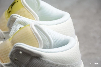 Yellow" Mid  Air Jordan voltage SE DB2822-107 1 0729